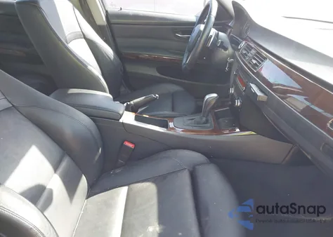 2011 BMW 328I z USA, uszkodzony, nr VIN WBAPH7C51BE852481